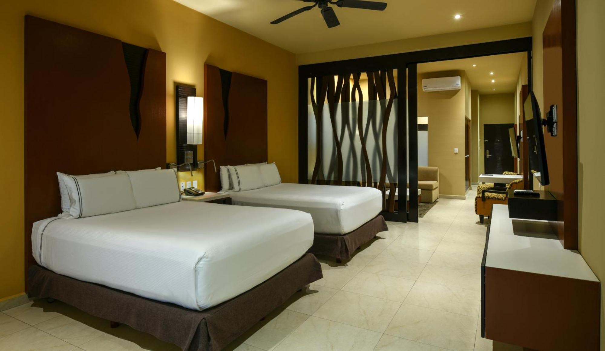 Generations Riviera Maya Family Resort Catamaran, Water Park & More Inclusive Puerto Morelos Eksteriør bilde